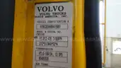 2006 Volvo VHDB2 10-Yard Dump Truck 6x4