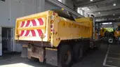 2006 Volvo VHDB2 10-Yard Dump Truck 6x4