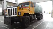 1991 International 2574 10-Yard Deicer Truck