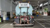 1991 International 2574 10-Yard Deicer Truck