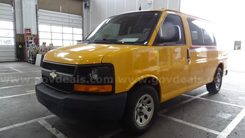 2010 Chevrolet Express 1500 LS AWD Cargo/Office Van