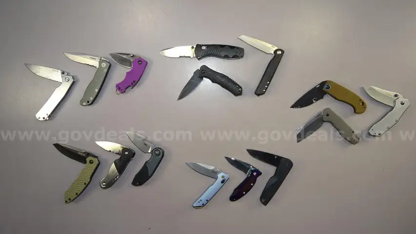 Knife Lot &#x2013;  Benchmade, Kershaw - Shipping Fee $13
