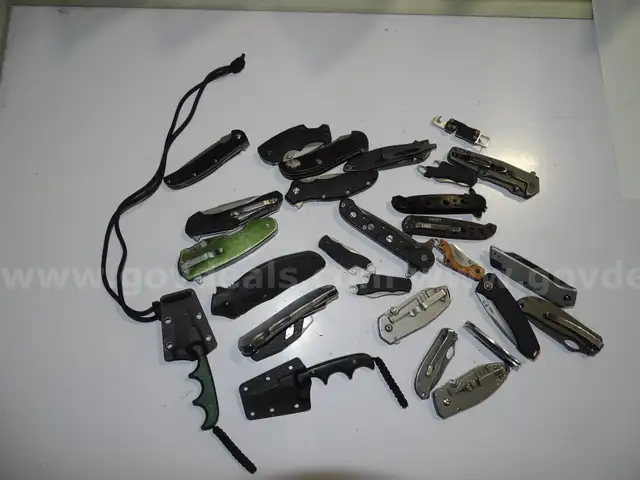 Kershaw & CRKT Knives - Shipping Fee $20