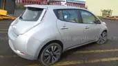 2016 Nissan Leaf 4-Door Hatchback
