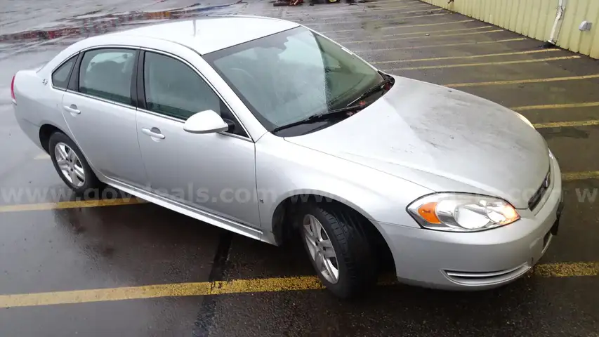 2009 Chevrolet Impala LS 4-Door Sedan