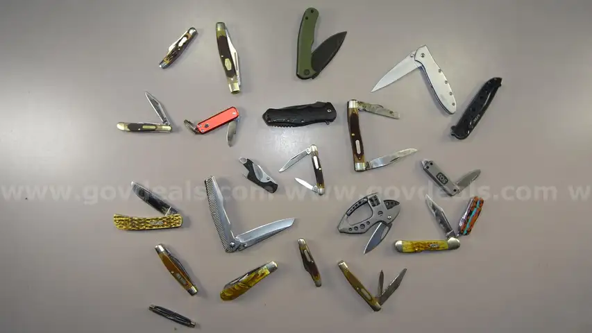 Knife Lot – Old Timer, Case - Shipping Fee $13