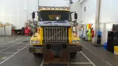 2005 Volvo VHD64B 10-Yard Dump Truck 6x4
