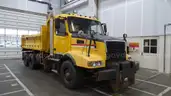 2005 Volvo VHD64B200 10-Yard Dump Truck 6x4