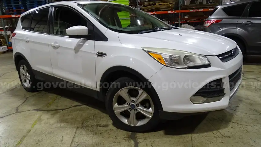 2013 Ford Escape SE 4-Door Sport Utility 4WD
