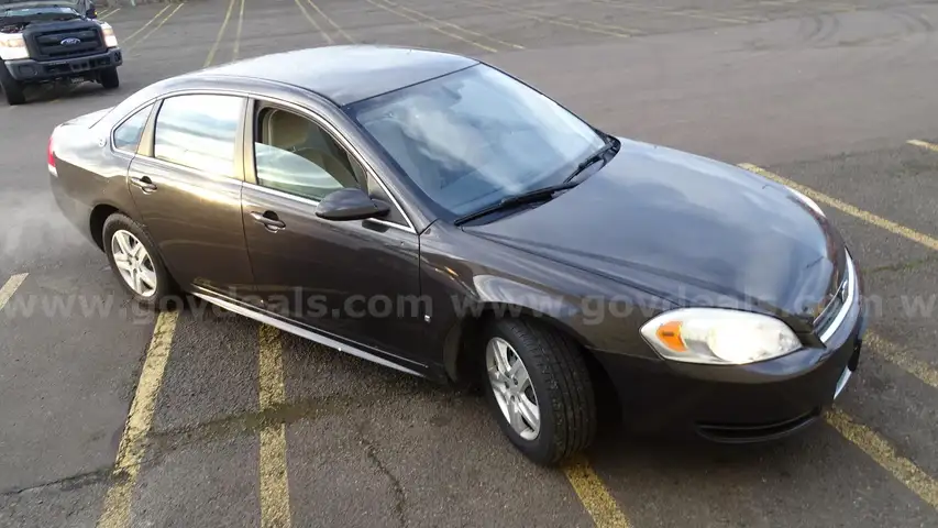 2009 Chevrolet Impala LS 4-Door Sedan