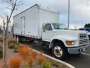 1999 Ford F800 Box Truck