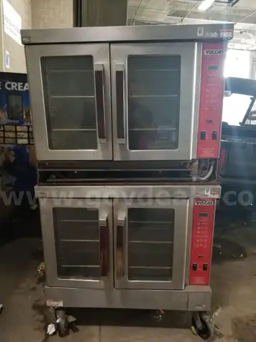 COMMERCIAL GRADE  VULCAN DOUBLE OVEN