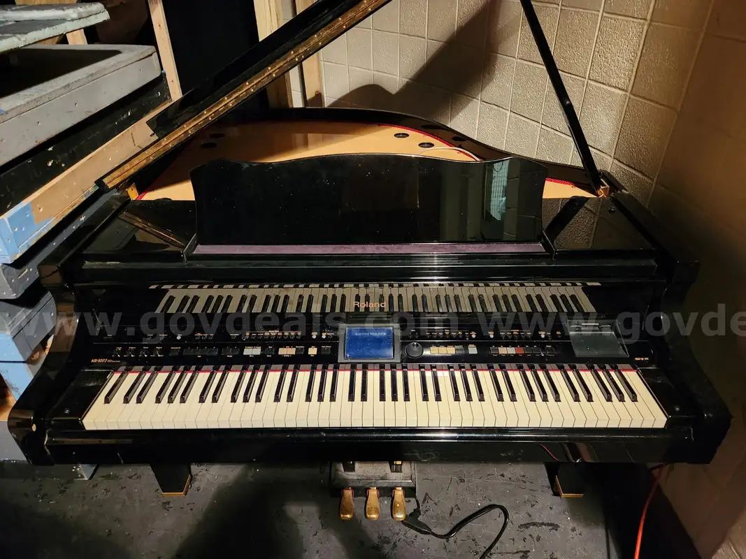 Roland KR-1077 Digital Intelligent Piano GovDeals