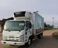 2010 Isuzu 16 &#x27; refrigerated box truck