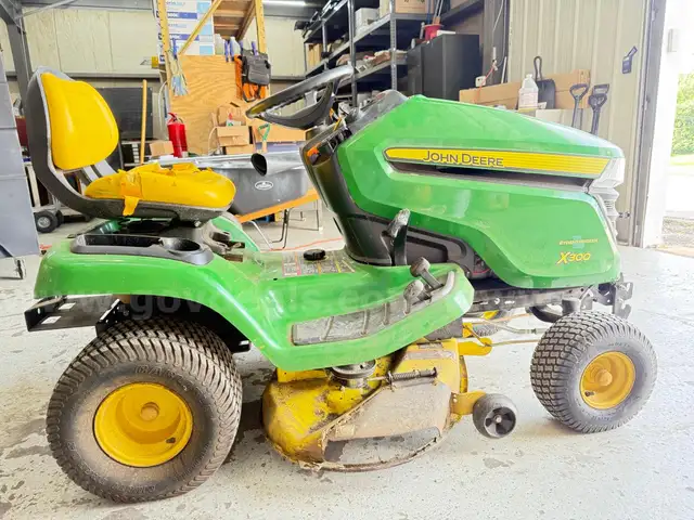 Riding Lawn Mower