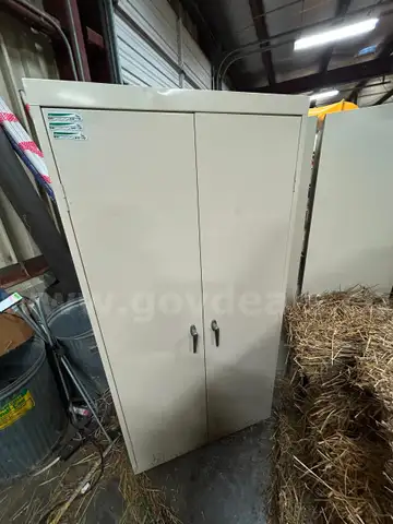 LOT OF 4 STORAGE CABINETS WITH LOCKING HANDLES