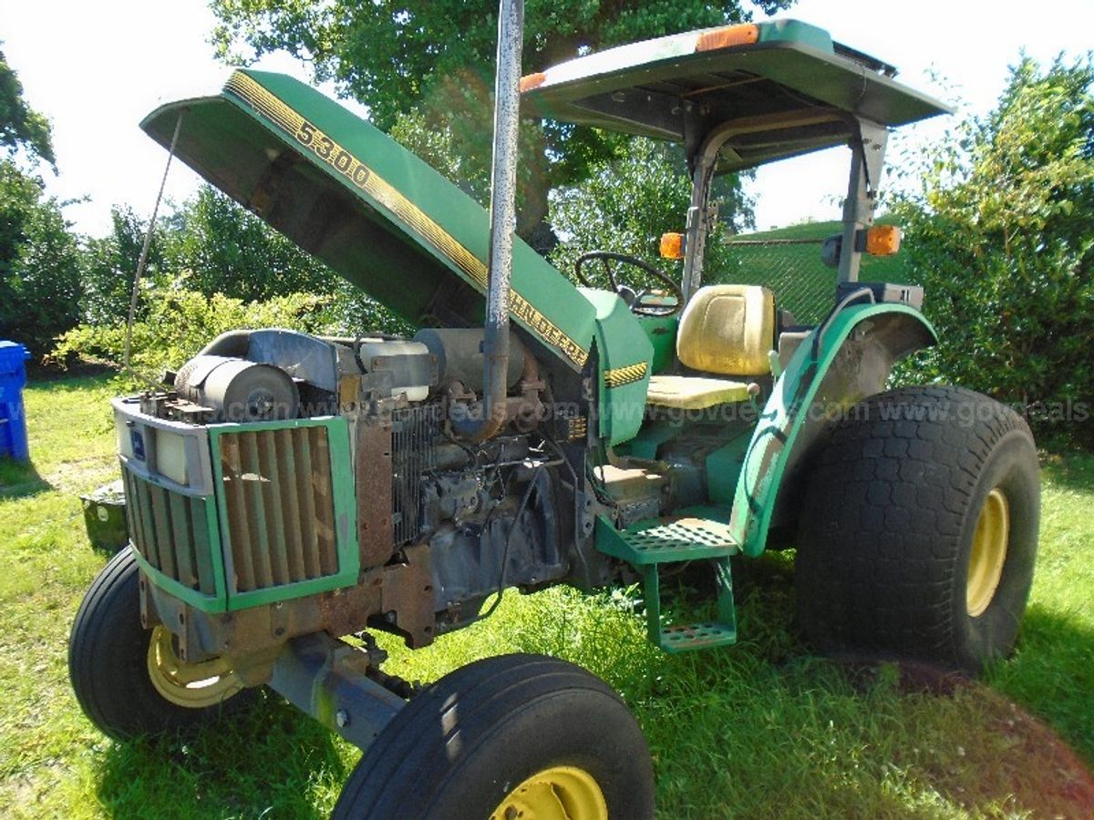 John Deere Tractor | GovDeals