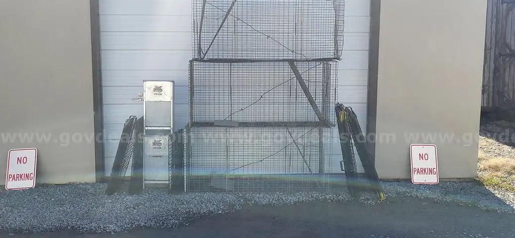 Dog Feeders, K9 Live Traps and  Pop Up Wire Crates