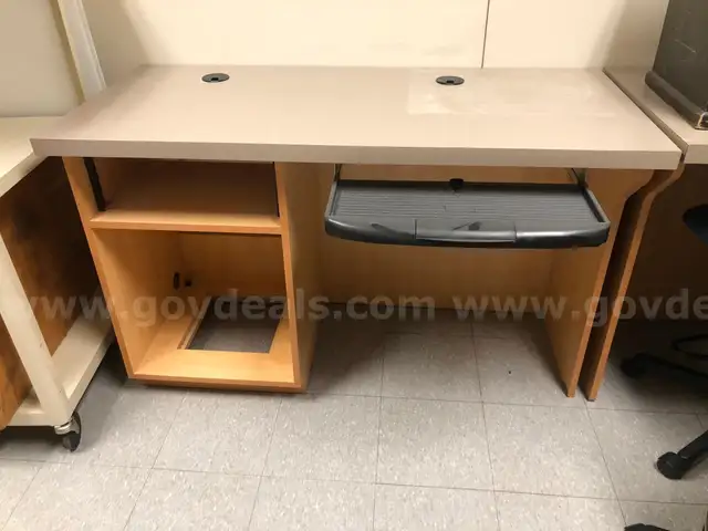 Small Office Desks (2)