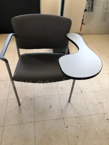 Lab  Draw Chair