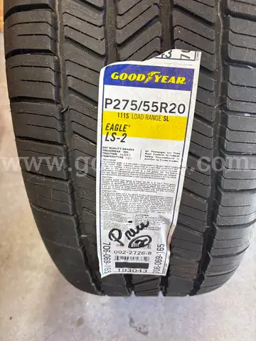 One Goodyear Eagle LS-2  Tire