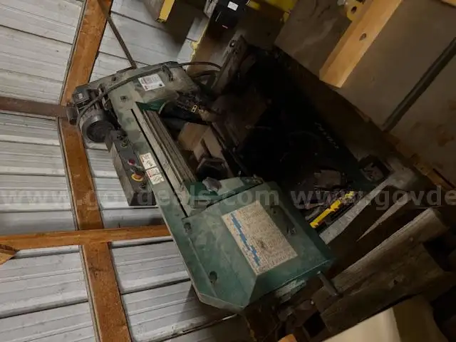 Grizzly Metal Band Saw