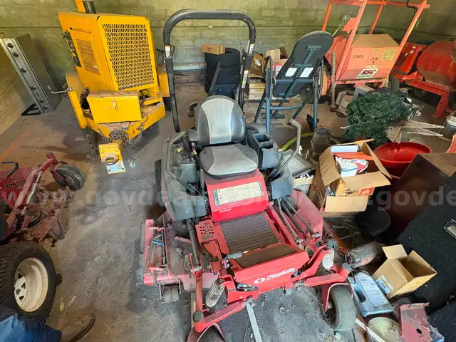 Cobalt Simplicity Zero Turn Mower