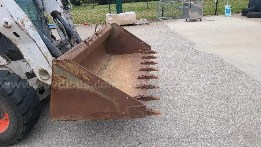 Bobcat Bucket