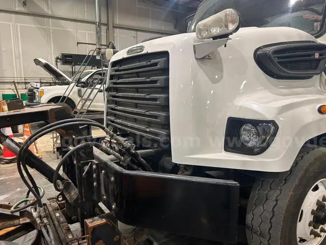 2015 Freightliner Dump Truck