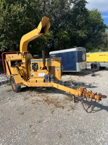 2005 VERMEER BC1230A CHIPPER