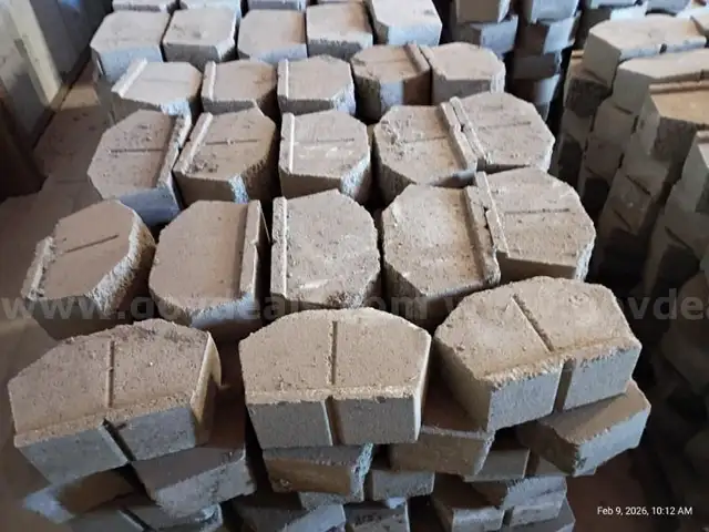 519 LANDSCAPING BLOCKS