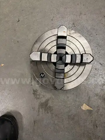 4 Jaw Lathe Chucks (3 in total)