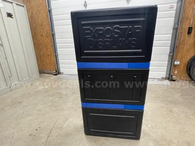 Blue ExpoStar Display