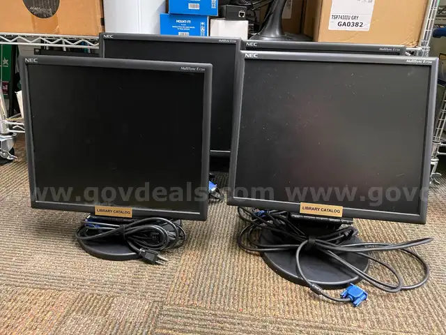 4 - NEC MultiSync E172M-BK Monitors