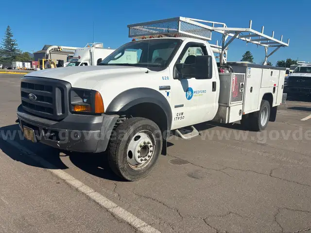 2006 Ford F-550 Work Truck