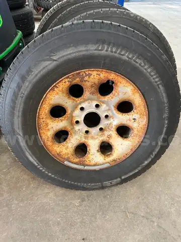 Set of 4 tires and rims