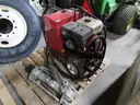 Fairmont Hydraulic Pump w/Post Ponder