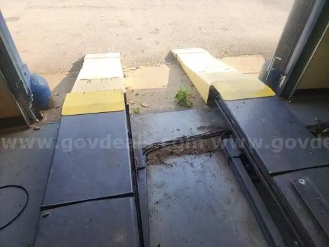 Bendpak Auto Scissor Lift