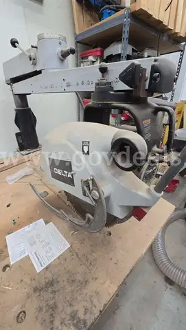 Delta Radial Armsaw Model #33-401