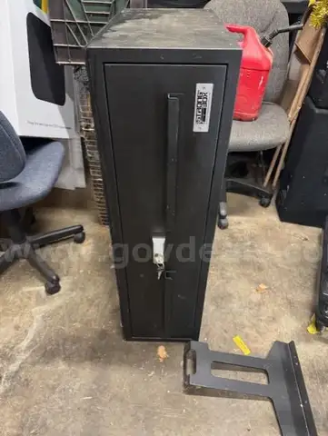 Lockable Vehicle Mounted Storage Box