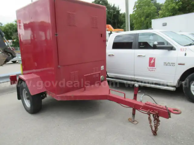 1993 Util-Equip Enclosed Trailer