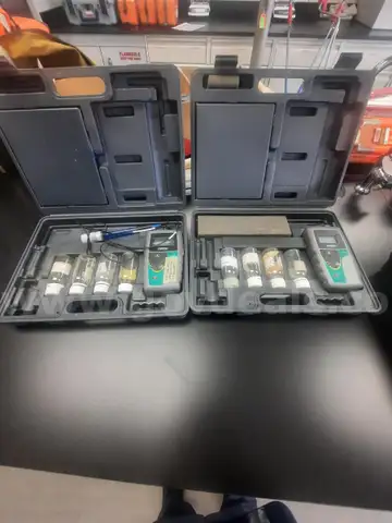 pH FIELD METER