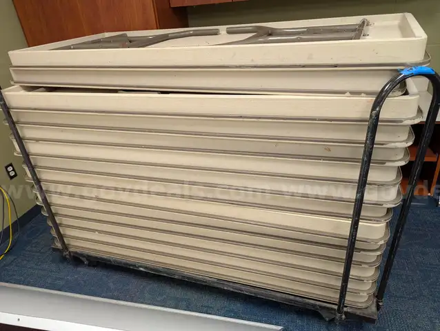 6&#x27; folding tables