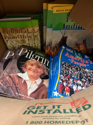 Pathways to Reading Grades K thru-2 and Social Studies Bks Grades K thru 5