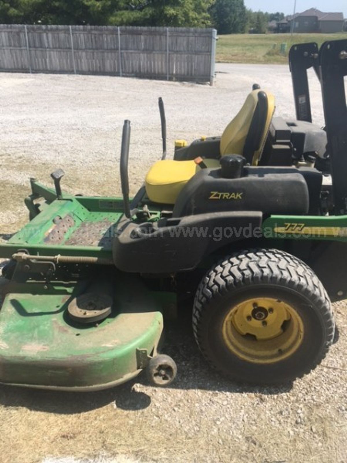 John Deere Mower - ZTrak | GovDeals