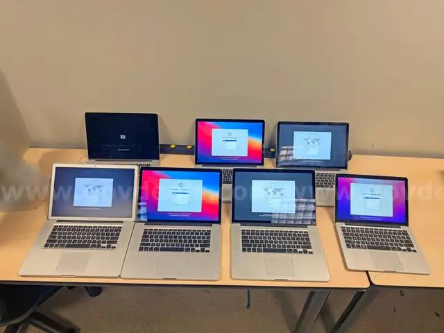 Lot of 7 MacBook Pros; (1) 15&#x22; Mid 2012,  (1) 15&#x22; Late 2013, (1) 13&#x22; Early 2015, (4) 15&#x22; Mid 2015