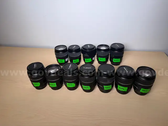 Lot of 12 Canon EF lenses (11 x 17-85mm lenses and 1 x Canon 28-135mm lens)