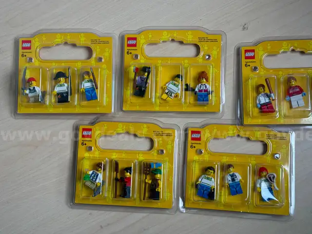 Lot of 15 Lego Store Mini figures