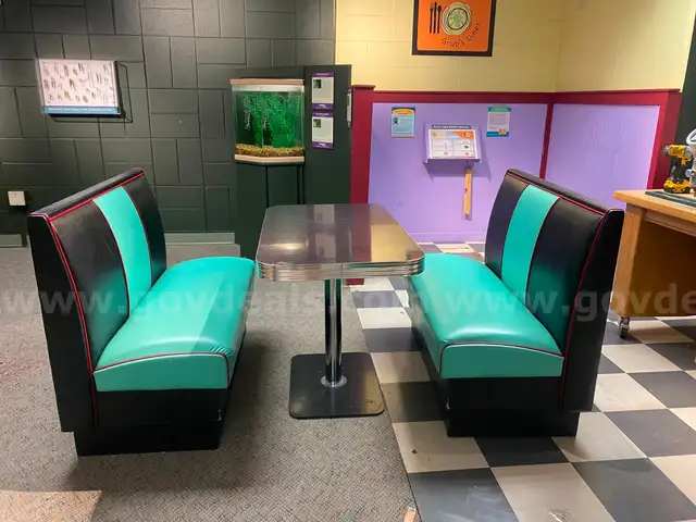 Beautiful Booth Seating! Retro Diner Style!