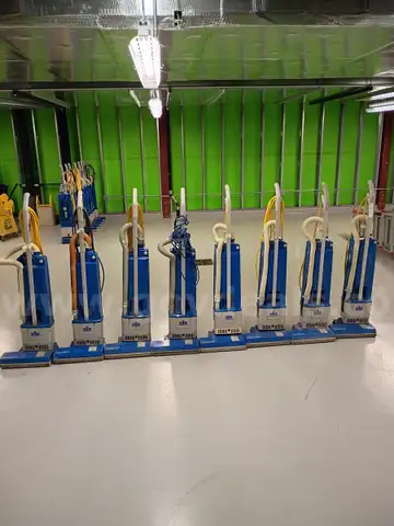 Windsor VS14 upright vacuums, lot of 8!